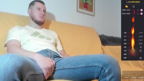 Snapshot of bradryder__ chatting on 6, 12, 2024 Call me Alex online show from 6, 12, 2024