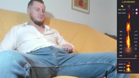 Snapshot of bradryder__ chatting on 18, 12, 2024 Call me Alex online show from 18, 12, 2024