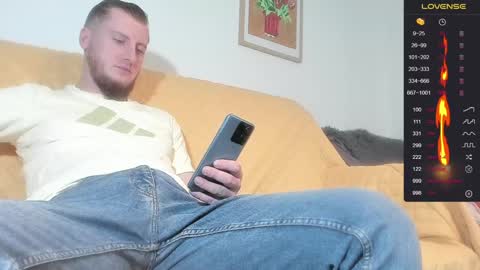 Snapshot of bradryder__ chatting on 17, 1, 2025 Call me Alex online show from 17, 1, 2025