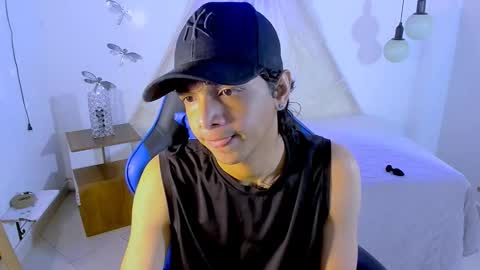 Snapshot of brand_hades chatting on 11, 11, 2025 B R A N D online show from 11, 11, 2025