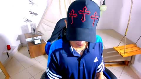 Snapshot of brand_hades chatting on 10, 6, 2026 B R A N D online show from 10, 6, 2026