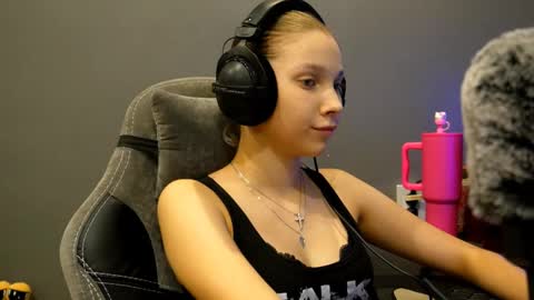 Alice online show from 17, 12, 2025