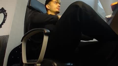 BrandonTateX online show from 4, 12, 2025