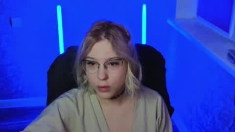 Belle  online show from 17, 1, 2025