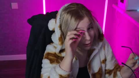 Belle  online show from 29, 1, 2025