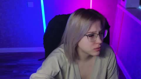 Belle  online show from 6, 3, 2025