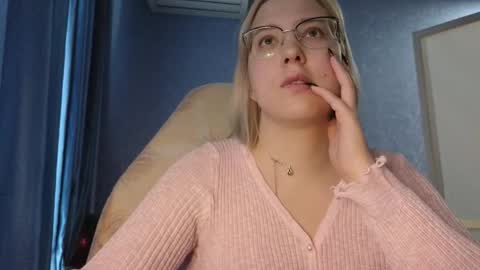 Belle  online show from 23, 10, 2025