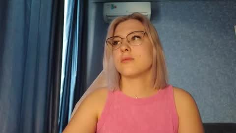 Belle  online show from 3, 11, 2025