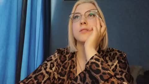 Snapshot of brandy__stars chatting on 11, 6, 2026 Belle online show from 11, 6, 2026