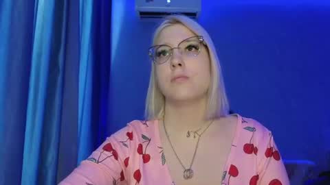 Snapshot of brandy__stars chatting on 12, 6, 2026 Belle online show from 12, 6, 2026