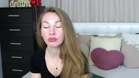 Snapshot of brandy_gem chatting on 13, 4, 2026 Brandy Gem online show from 13, 4, 2026