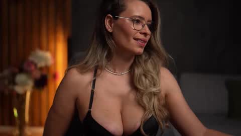 Alex online show from 4, 11, 2025