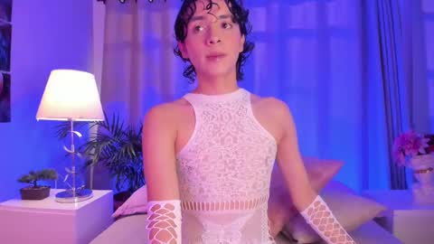   online show from 13, 9, 2025