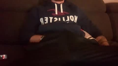 Snapshot of bratan407 chatting on 18, 2, 2026 wanna play online show from 18, 2, 2026