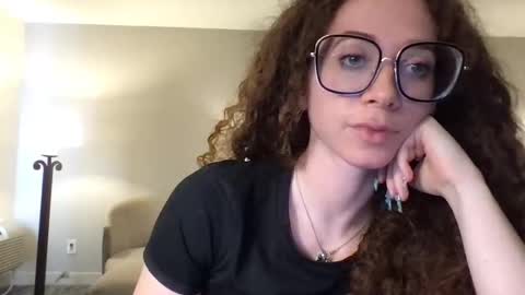Bratty Fit Girl online show from 18, 10, 2025