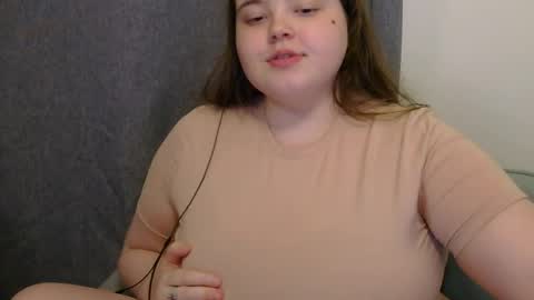 Snapshot of brattyprincess_emma chatting on 28, 4, 2026 Emma online show from 28, 4, 2026