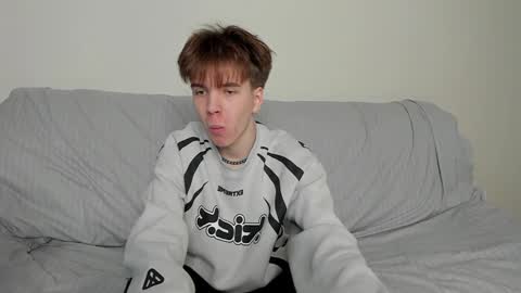 Snapshot of braxiboy chatting on 12, 12, 2024 Brax online show from 12, 12, 2024