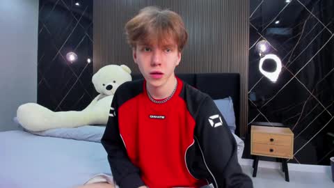 Snapshot of braxiboy chatting on 24, 1, 2025 Brax online show from 24, 1, 2025