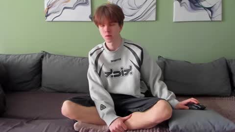 Snapshot of braxiboy chatting on 1, 3, 2025 Brax online show from 1, 3, 2025