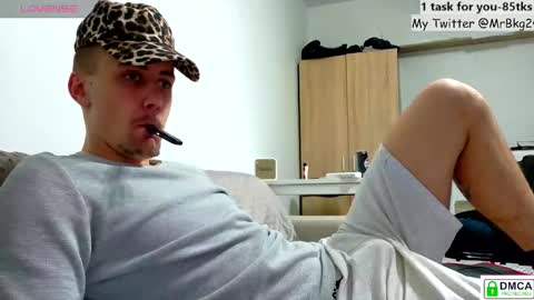 Snapshot of brell_line chatting on 17, 12, 2025 Brelland online show from 17, 12, 2025