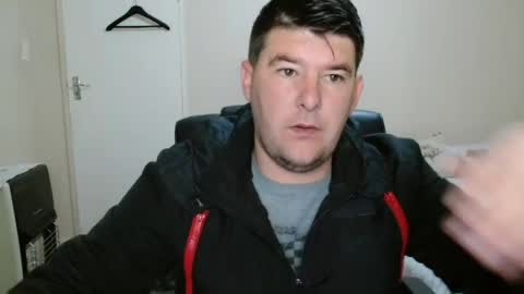 Snapshot of brendansexyboy098754 chatting on 24, 5, 2026 ask me lol online show from 24, 5, 2026