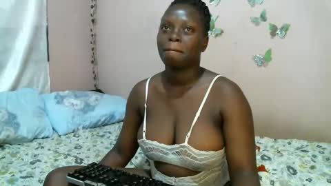 Snapshot of brennabaibe chatting on 4, 3, 2025 Brenda xxx online show from 4, 3, 2025