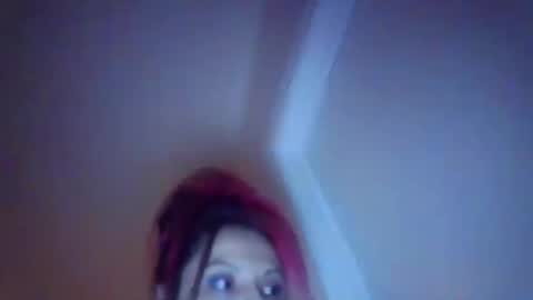 MeganDLoves online show from 14, 2, 2025