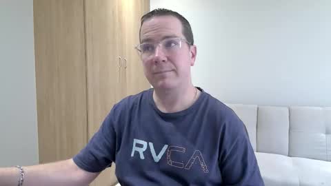 Snapshot of brettdj chatting on 9, 11, 2025 Brett online show from 9, 11, 2025