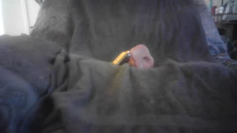 raining down on me online show from 4, 7, 2026