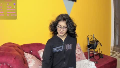 bri_lopez online show from 24, 1, 2025