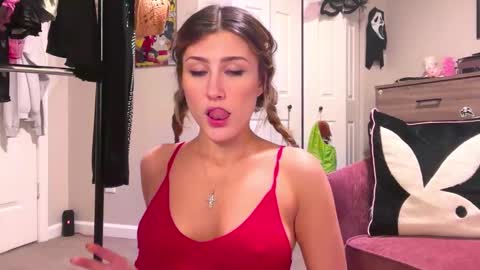 Snapshot of briadominick chatting on 21, 1, 2025 Brianna3 online show from 21, 1, 2025