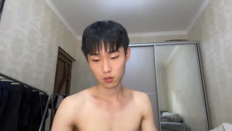 Snapshot of brian_stars chatting on 3, 6, 2026 Brian boy online show from 3, 6, 2026