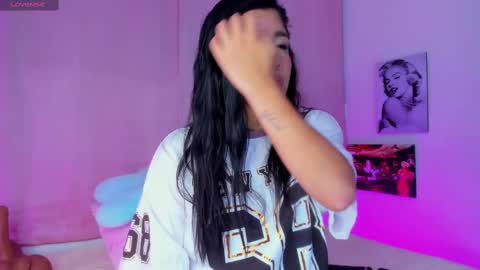 briana11_ online show from 22, 9, 2025