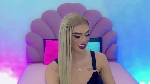 BRIANA online show from 7, 1, 2025