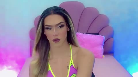 BRIANA online show from 22, 1, 2025