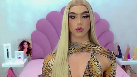 BRIANA online show from 15, 2, 2026