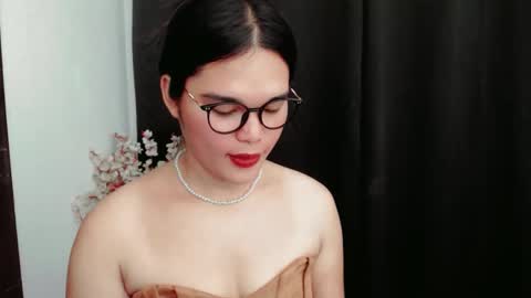 Snapshot of briana_sinclaire chatting on 10, 6, 2026 Claire online show from 10, 6, 2026