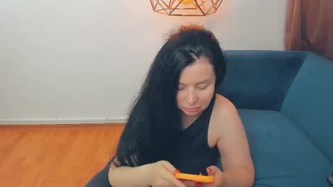 Snapshot of brilliantegirl_ chatting on 25, 6, 2026 brilliantegirl_ online show from 25, 6, 2026