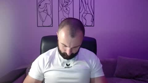 brindlefly69 online show from 28, 10, 2025