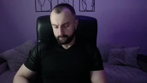 brindlefly69 online show from 24, 4, 2026