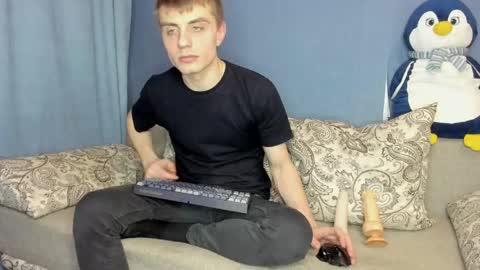 bristlebback online show from 21, 4, 2026