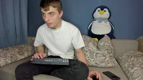 Snapshot of bristlebback chatting on 4, 5, 2026 bristlebback online show from 4, 5, 2026