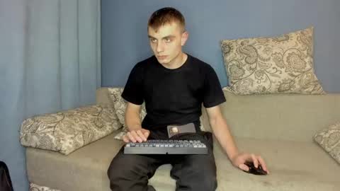 Snapshot of bristlebback chatting on 3, 6, 2026 bristlebback online show from 3, 6, 2026