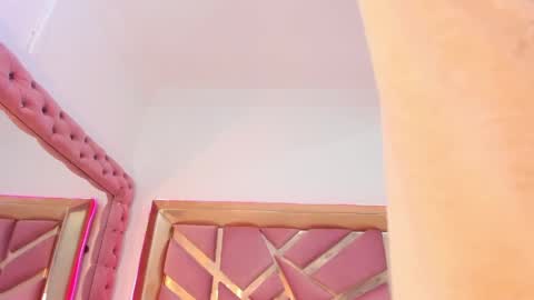 Britany online show from 18, 4, 2026