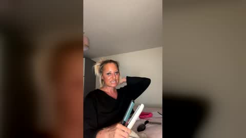 britishcumslut_10 online show from 21, 4, 2026