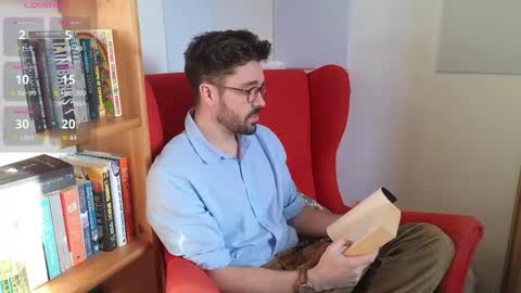 Snapshot of britishpoet69 chatting on 28, 11, 2025 British Poet online show from 28, 11, 2025