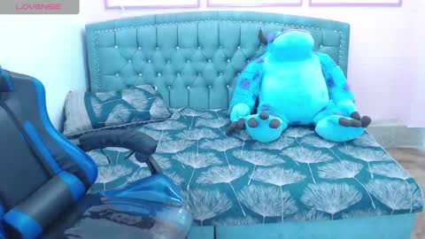 Britney  online show from 12, 1, 2025