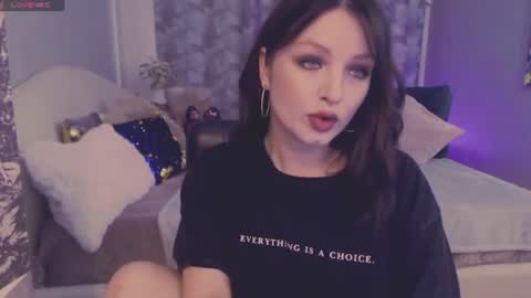Snapshot of britneybarker chatting on 26, 7, 2026 britneybarker online show from 26, 7, 2026