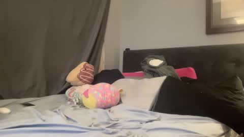 BrittanyBella  Oscar online show from 15, 12, 2024