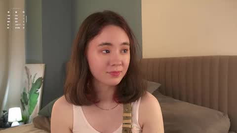 Snapshot of britthe chatting on 11, 9, 2025 Lina online show from 11, 9, 2025